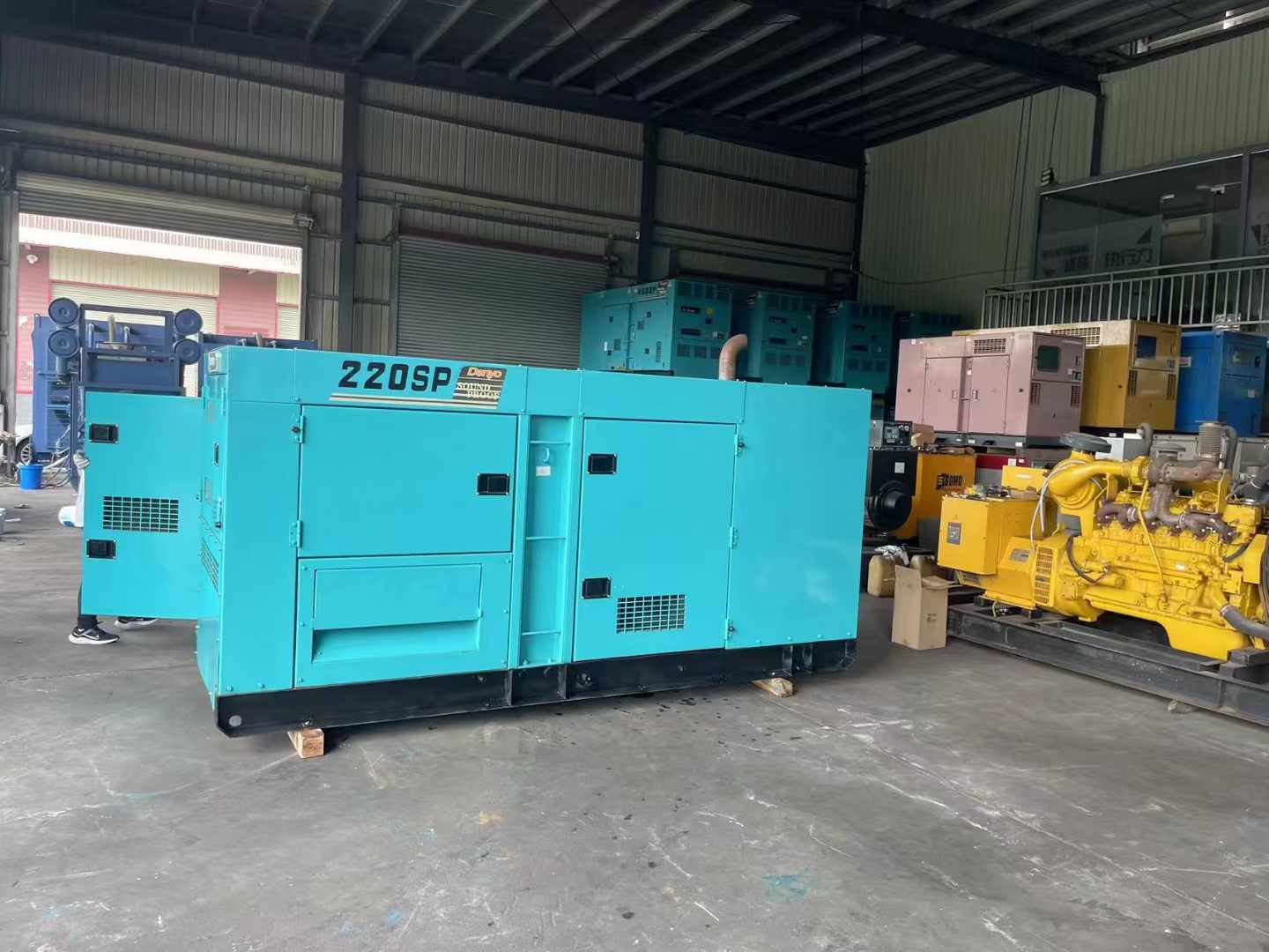 广东800kW 柴油发电机的输出电流波动范围是多少？